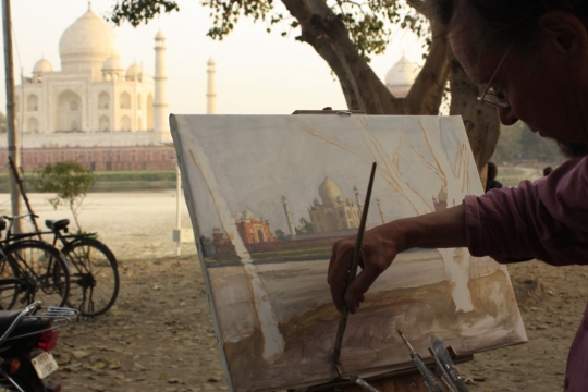 Painting the Taj Mahal in Agra, India